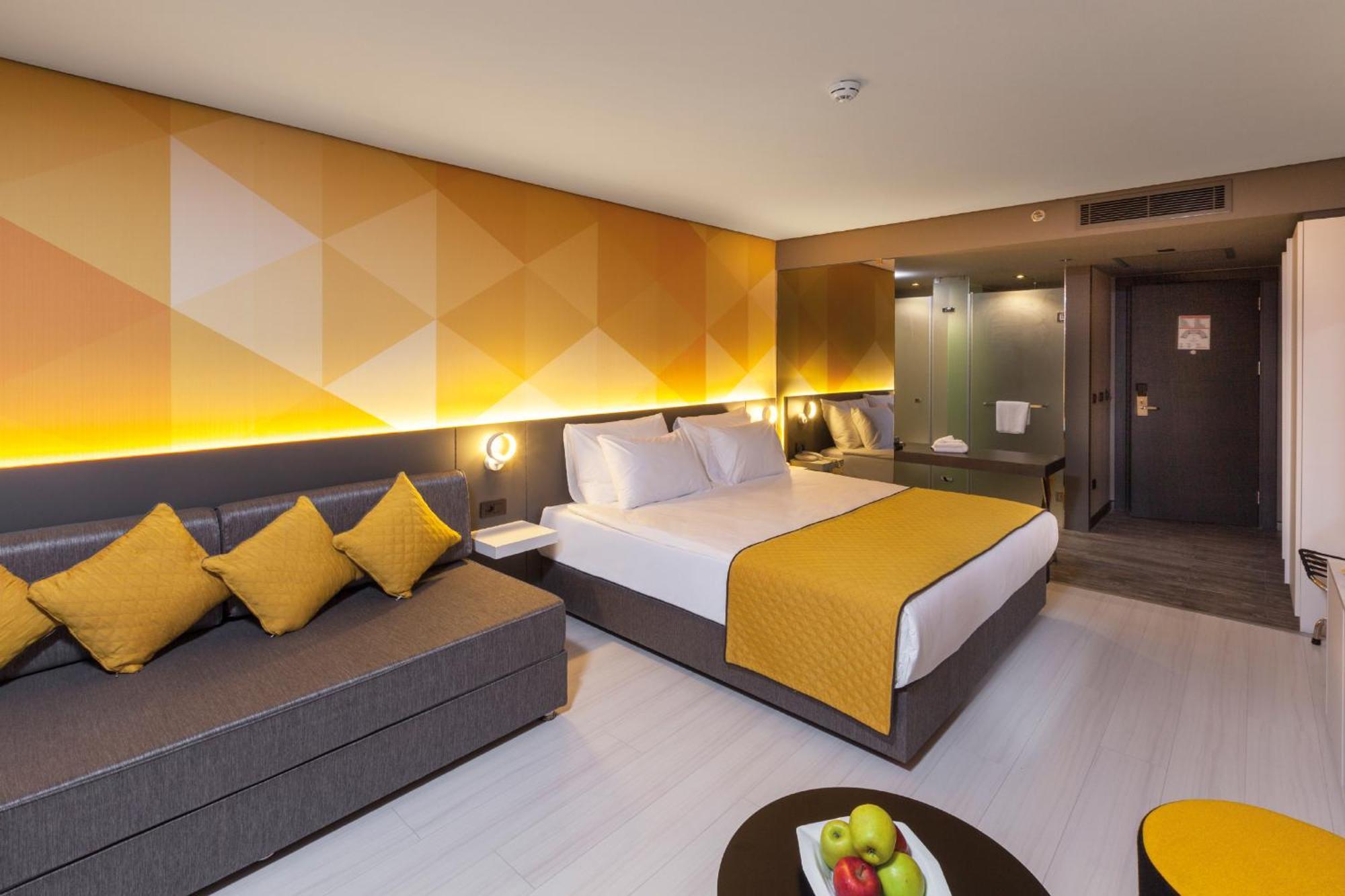 Economy Double or Twin Room,1765945532:JPEG