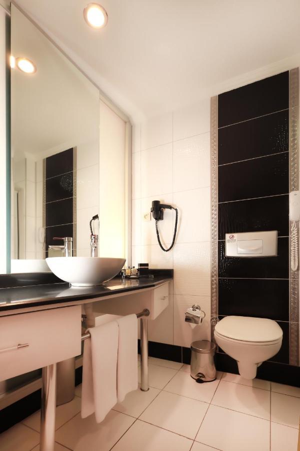 Standard Single Room,1668068879:JPEG