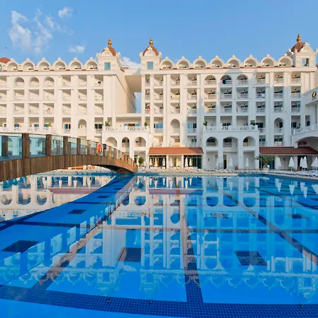 Oz Hotels Side Premium-3