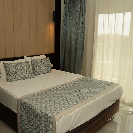 Lrs Hotels Lake River Side Hotel & Spa-2